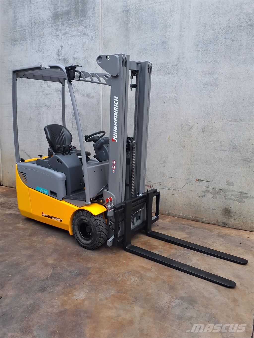 Jungheinrich EFG 115 480 DZ Elektrostapler