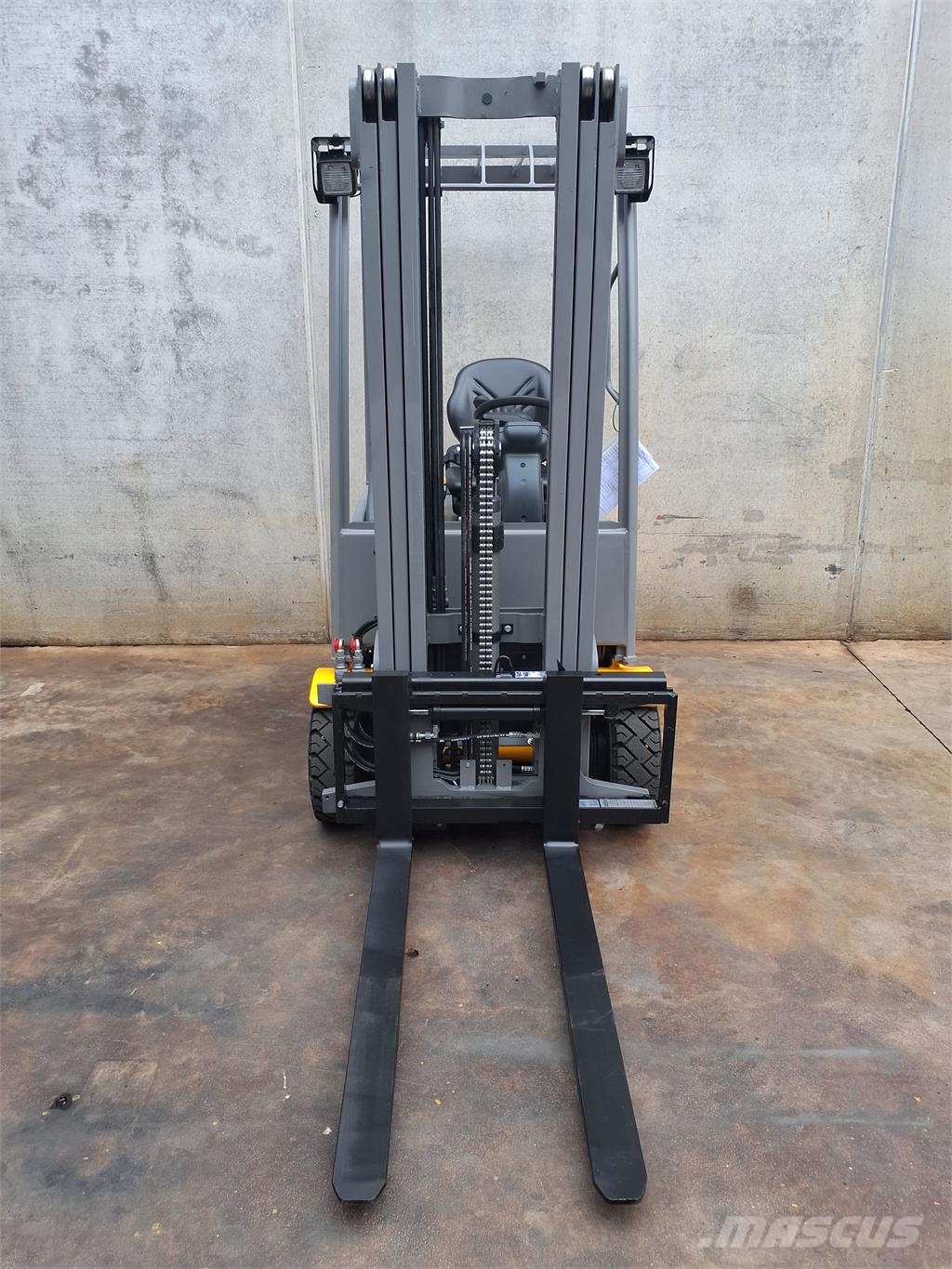 Jungheinrich EFG 115 480 DZ Elektrostapler