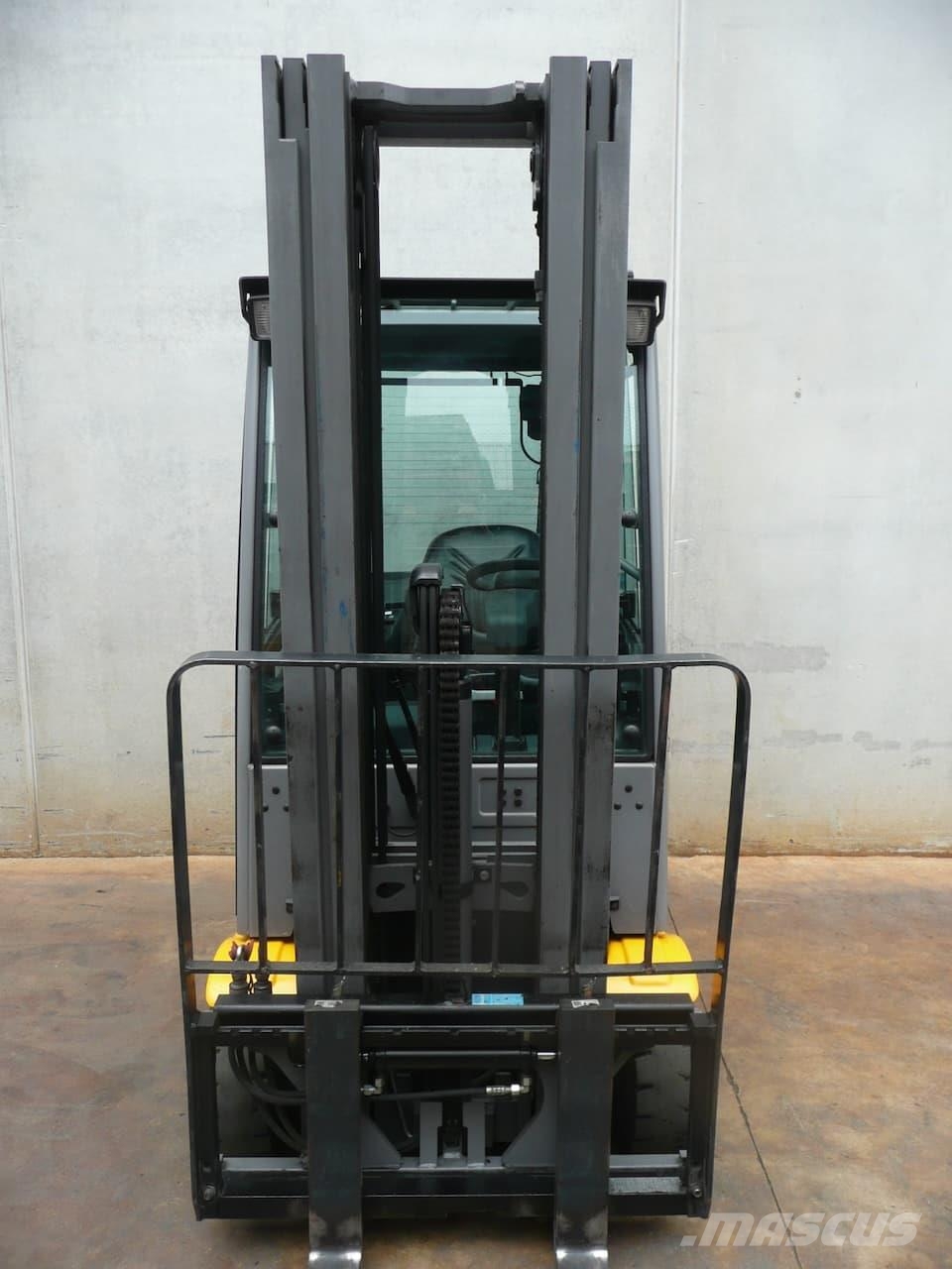 Jungheinrich EFG 216 500 DZ Chariots élévateurs électriques