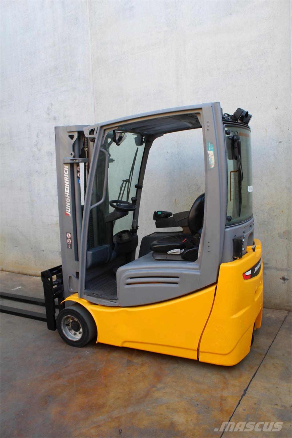 Jungheinrich EFG 218 440 DZ LI-ION Elektrische heftrucks