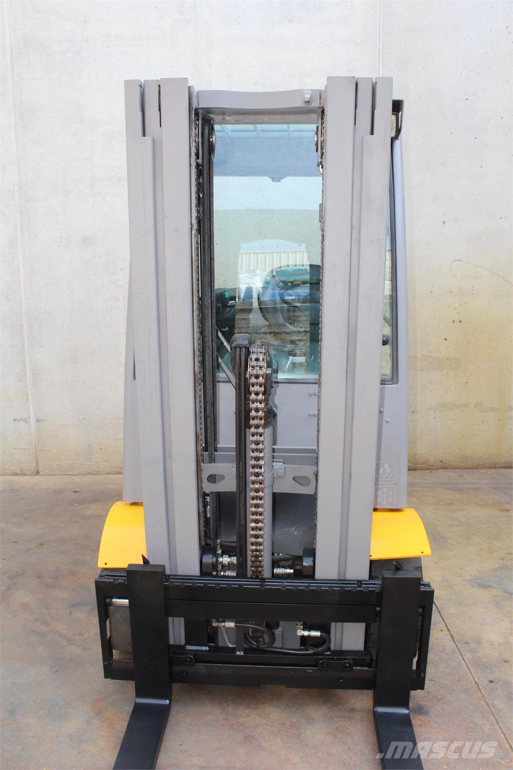 Jungheinrich EFG 425 440 DZ شاحنات ذات رافعات شوكية تعمل بالكهرباء