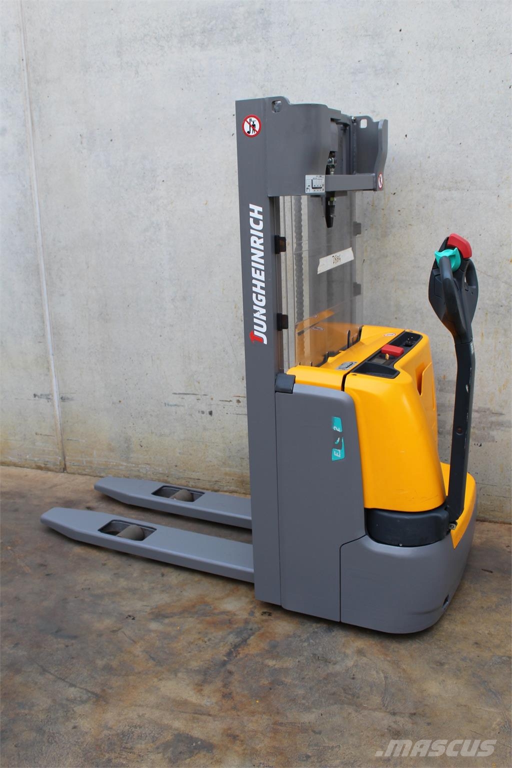 Jungheinrich EJC 112 250 ZT Apiladores eléctricos autopropulsados