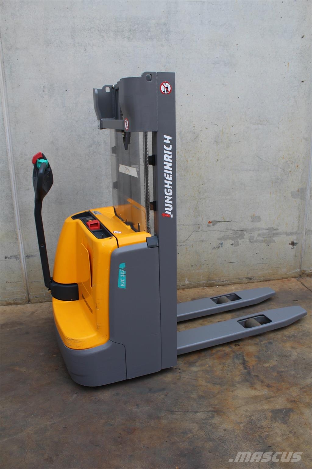 Jungheinrich EJC 112 250 ZT Apiladores eléctricos autopropulsados