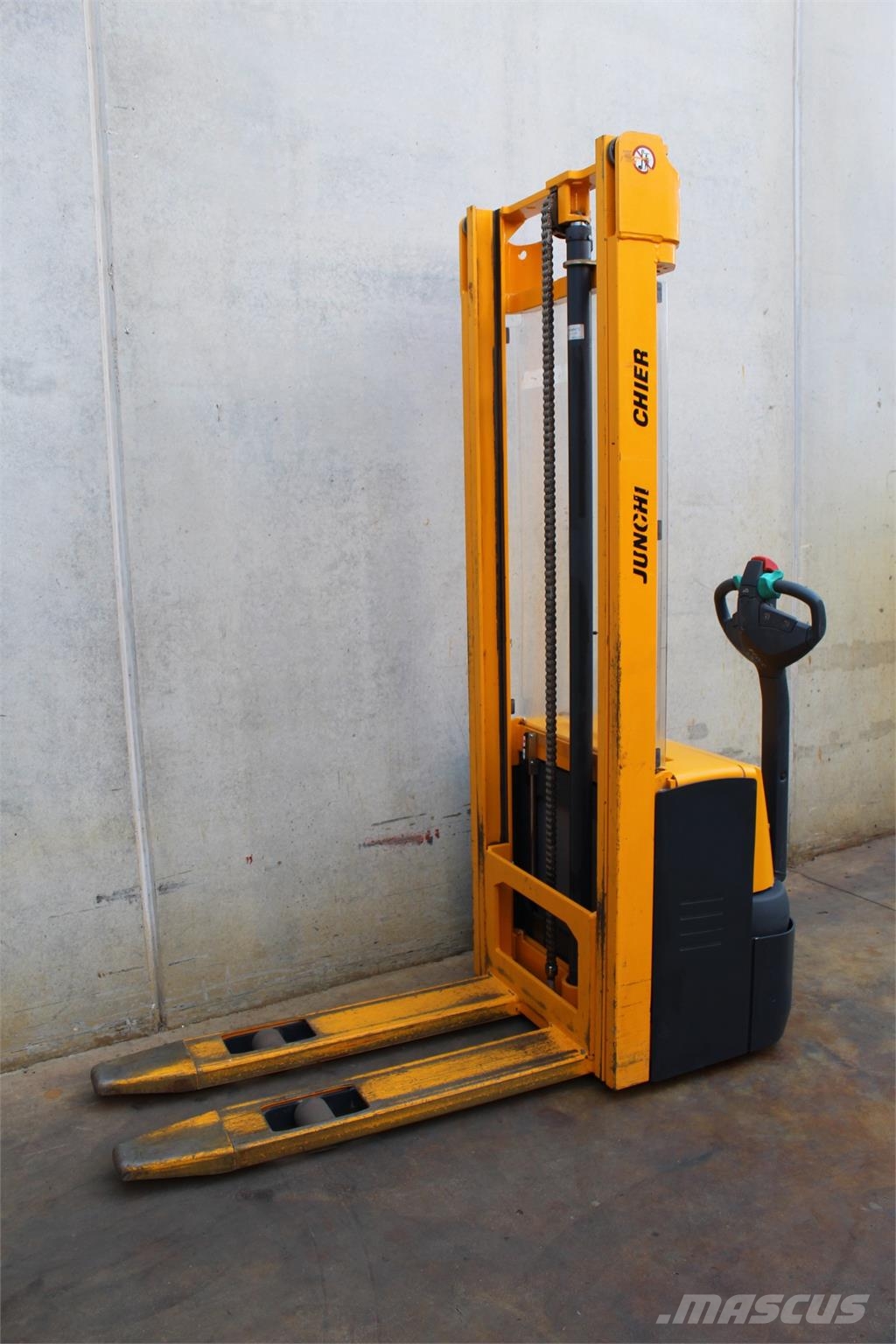 Jungheinrich EJC 112 360 ZT Apiladores eléctricos autopropulsados