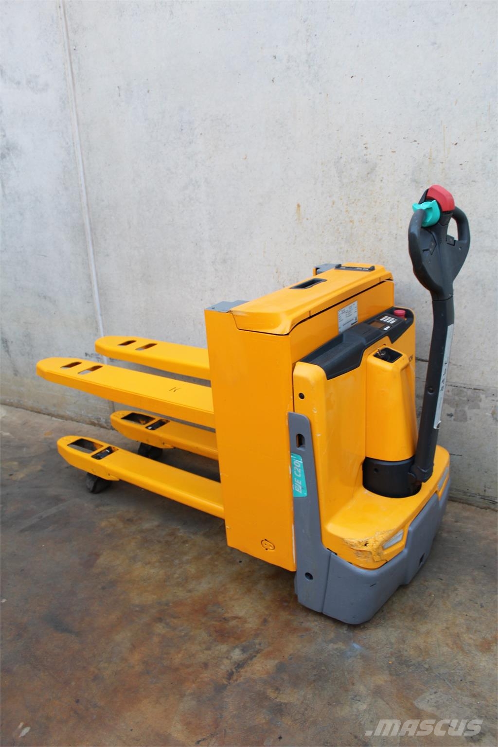 Jungheinrich EJE C20 Transpaleta manuala