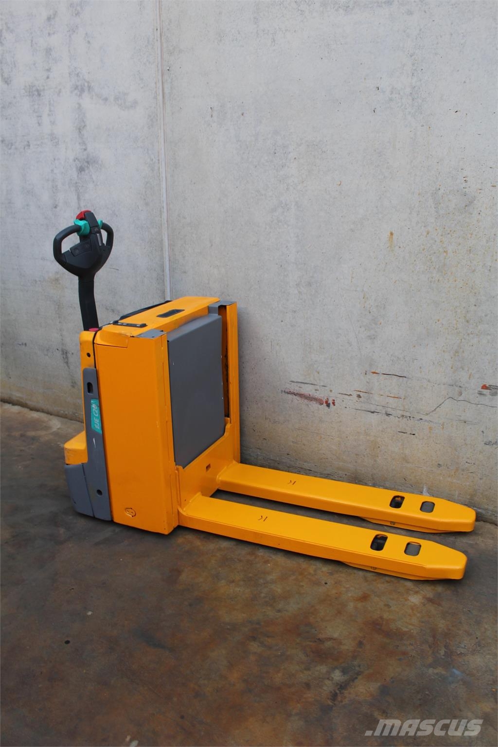 Jungheinrich EJE C20 Transpaleta manuala