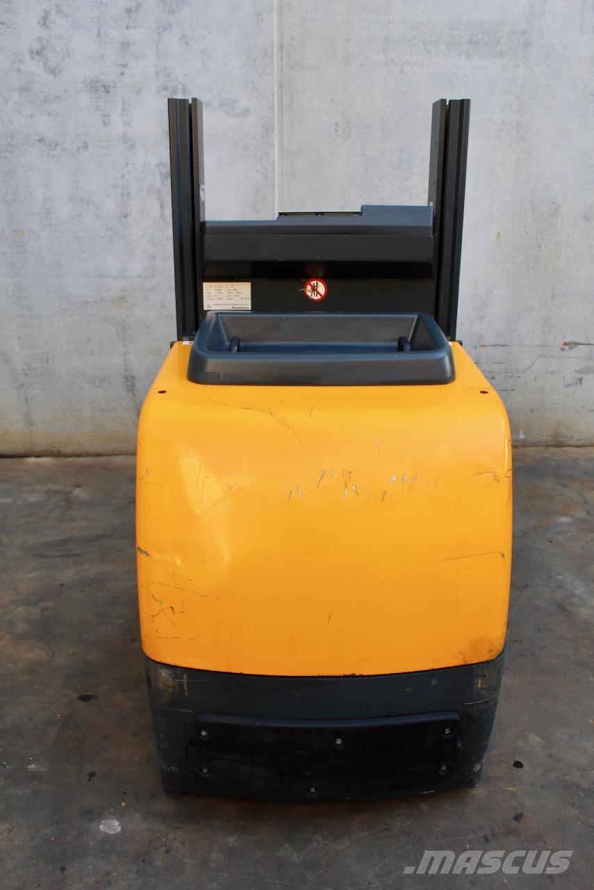 Jungheinrich EKS 110 Z 100 E High lift order pickers