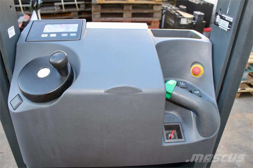Jungheinrich EKS 110 Z 100 E High lift order pickers