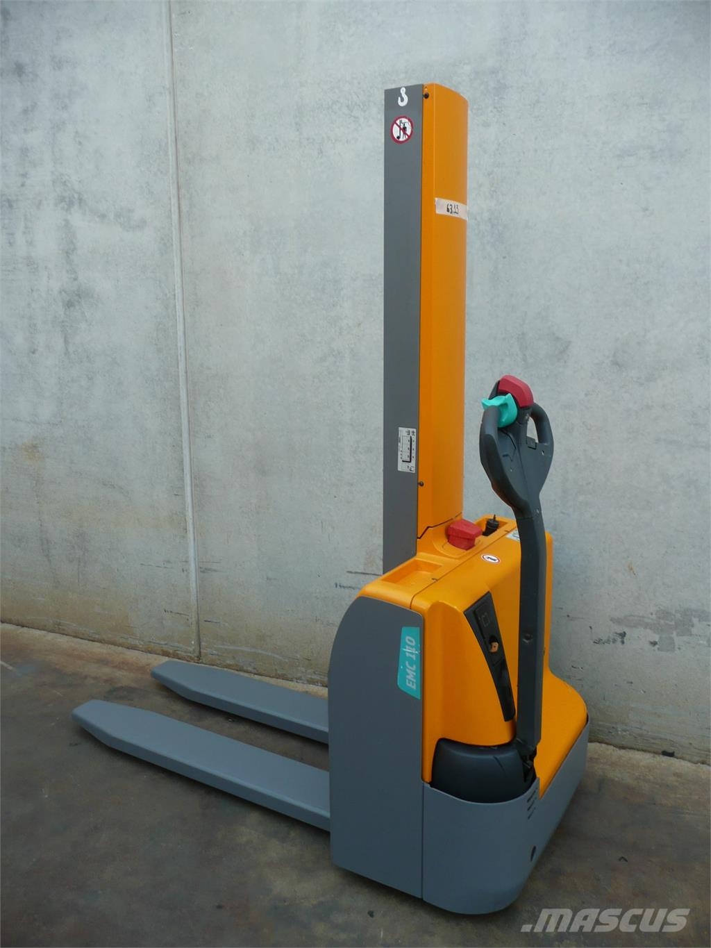 Jungheinrich EMC 110 154 E Stand-in stackers