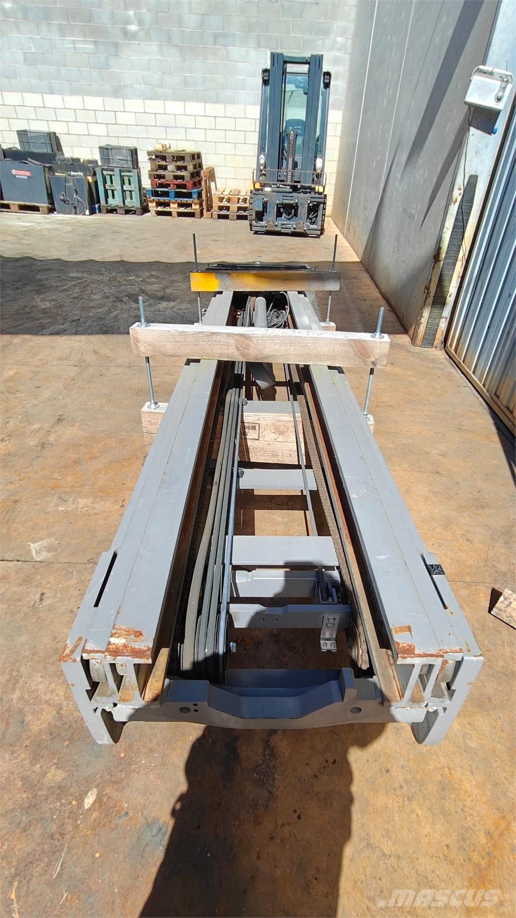 Jungheinrich ETV 216 941 DZ Reachtruck voor hoog niveau