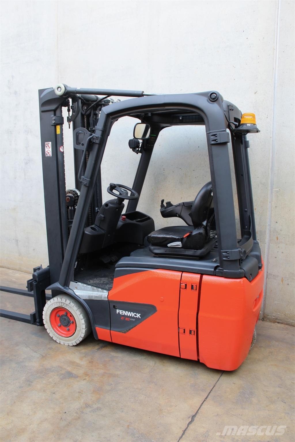 Linde E16C-02 전동 지게차