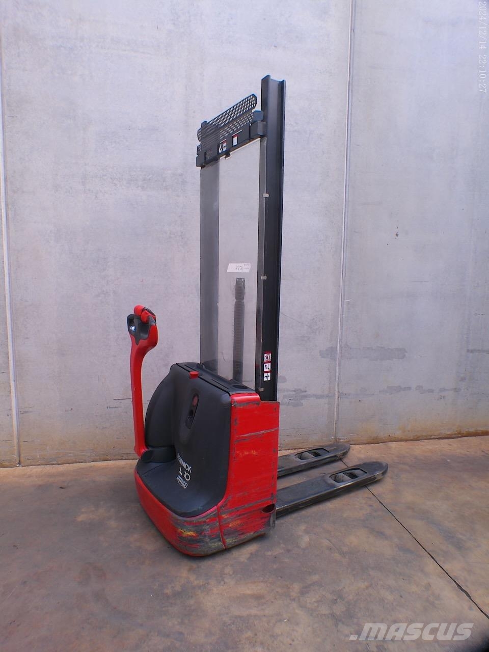 Linde L 10 Ajettavat pinoamisvaunut