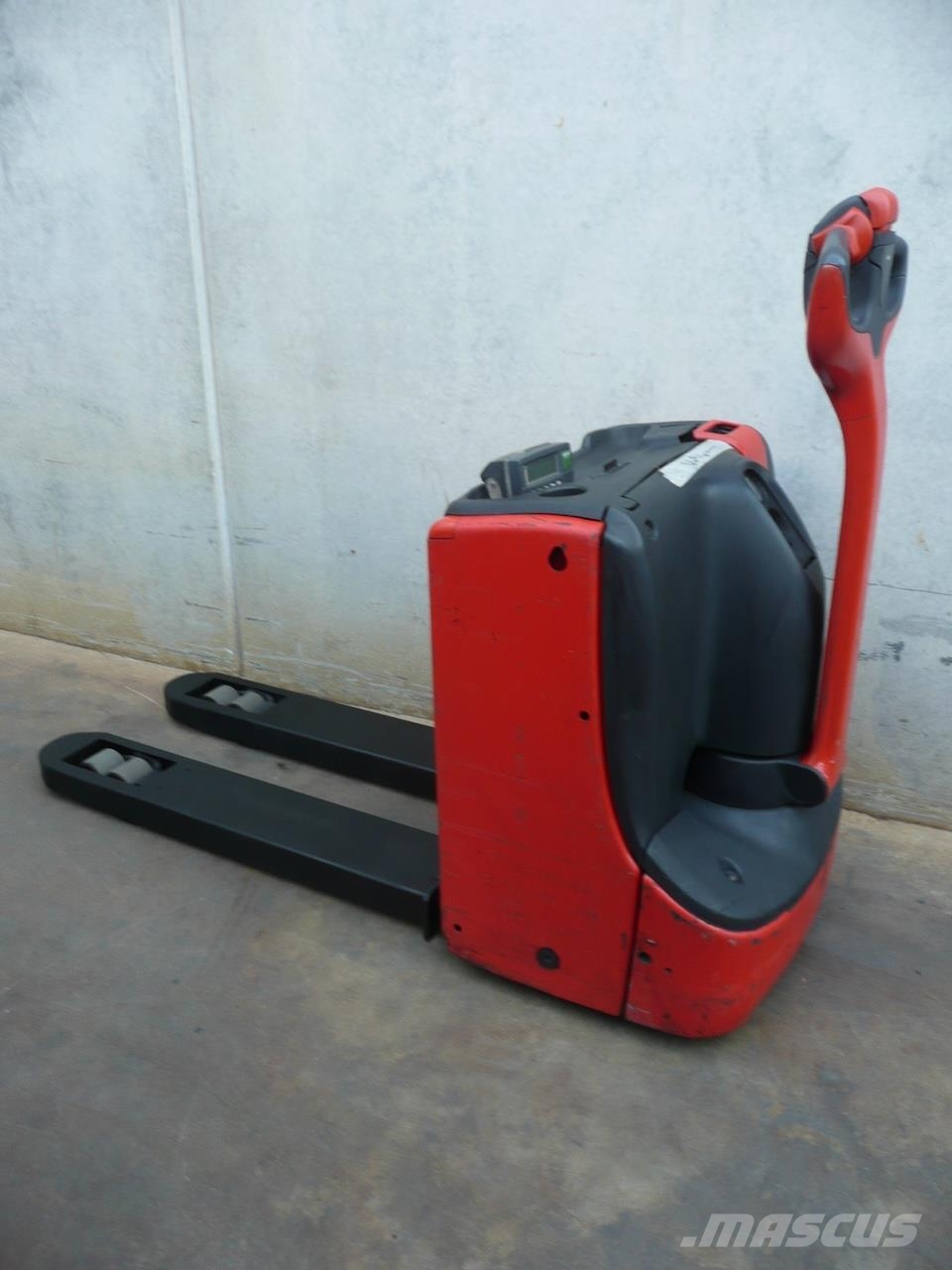 Linde T 20 Pedestrian power pallet trucks