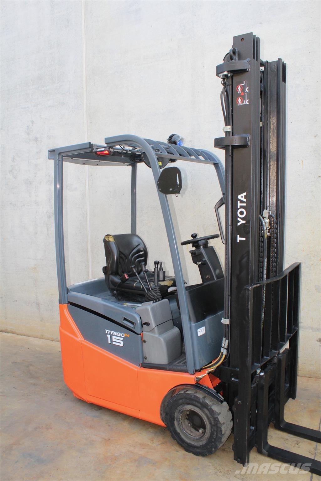 Toyota 7FBEST15 Electric forklifts