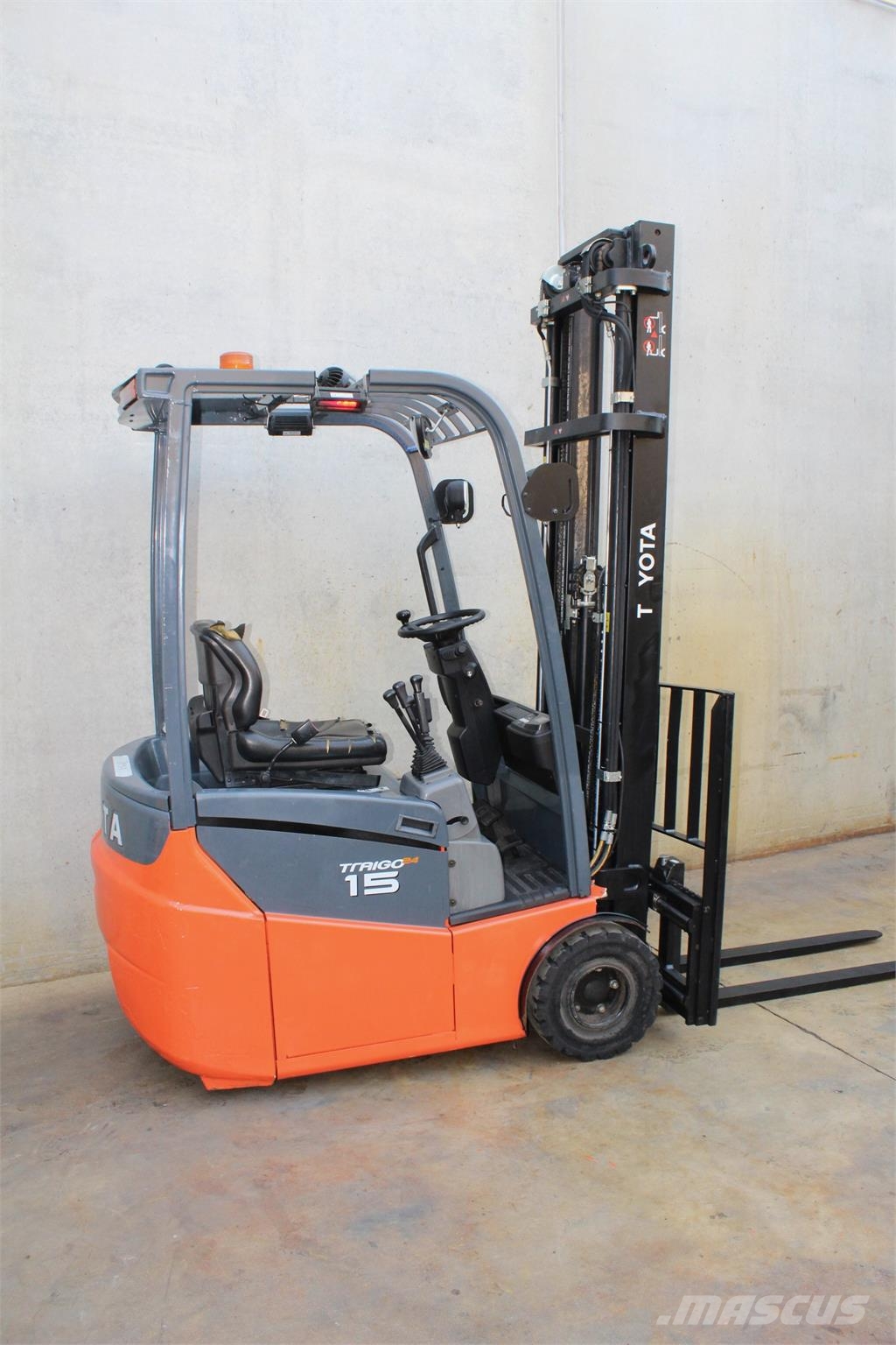 Toyota 7FBEST15 Electric forklifts
