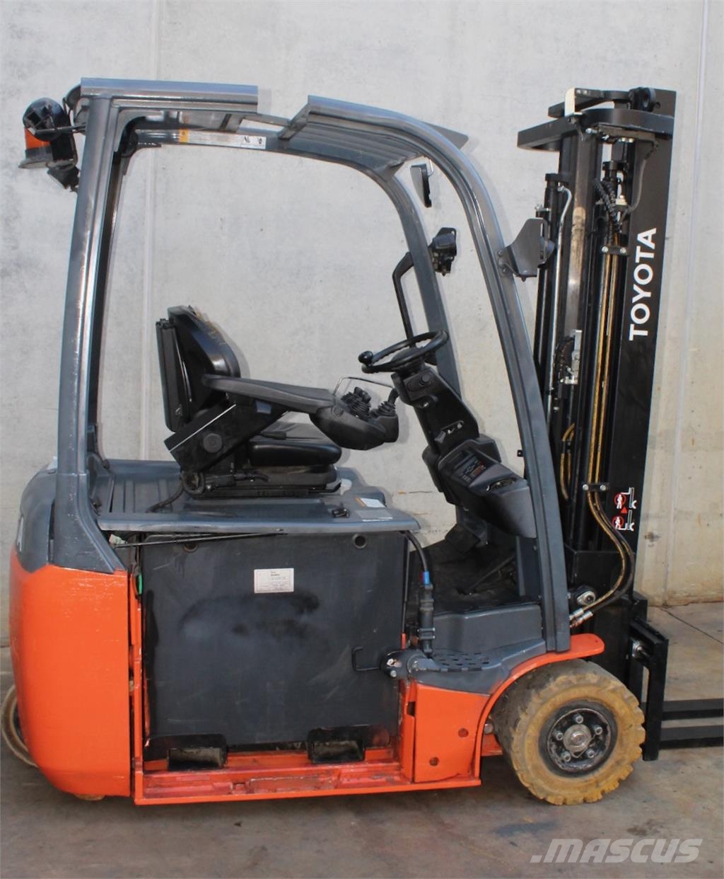 Toyota 8FBE16T Electric forklifts