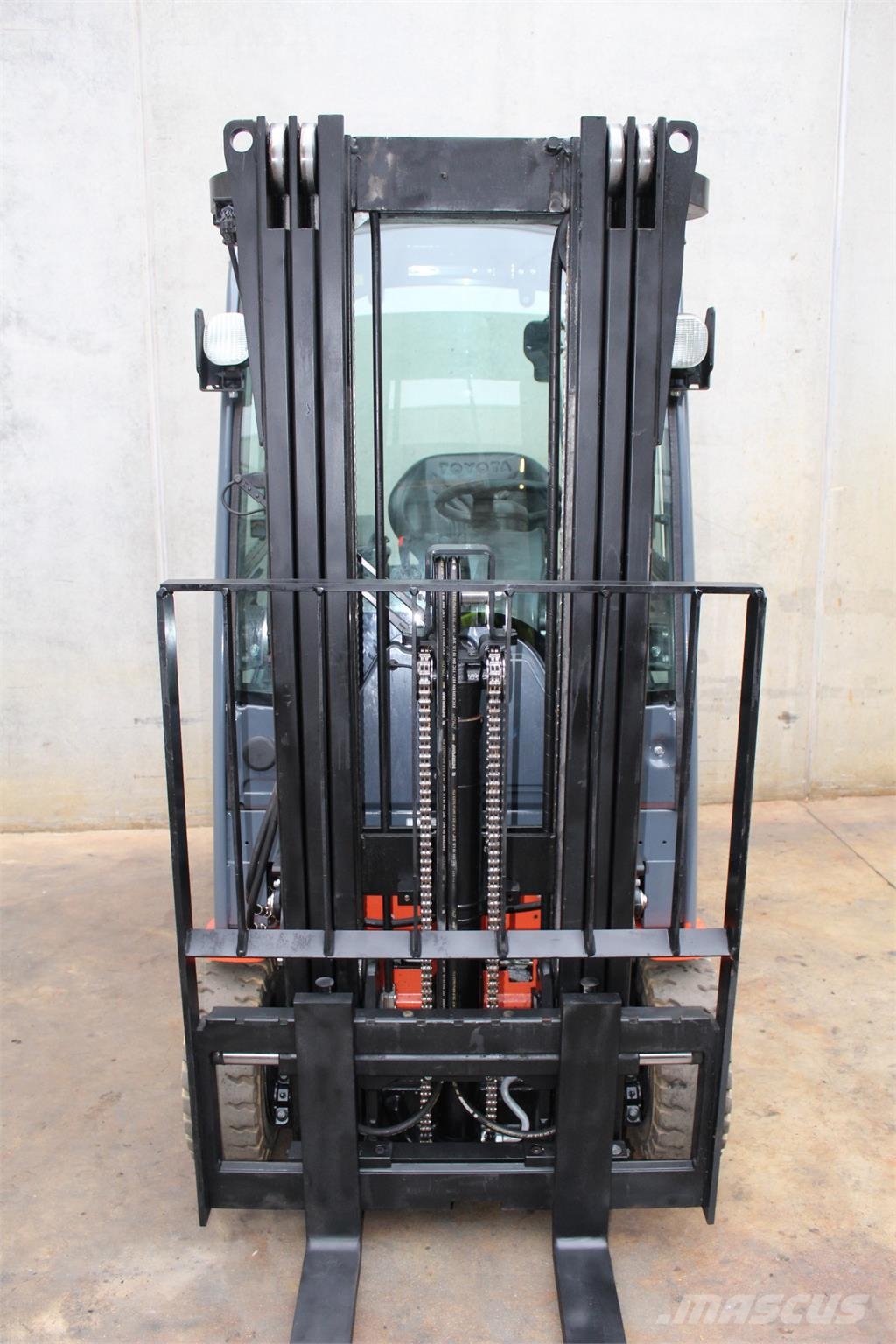 Toyota 8FBMK16T Electric forklifts