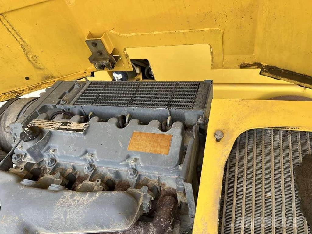 Bomag BW 151 AD-2 Двойни барабанни ролки