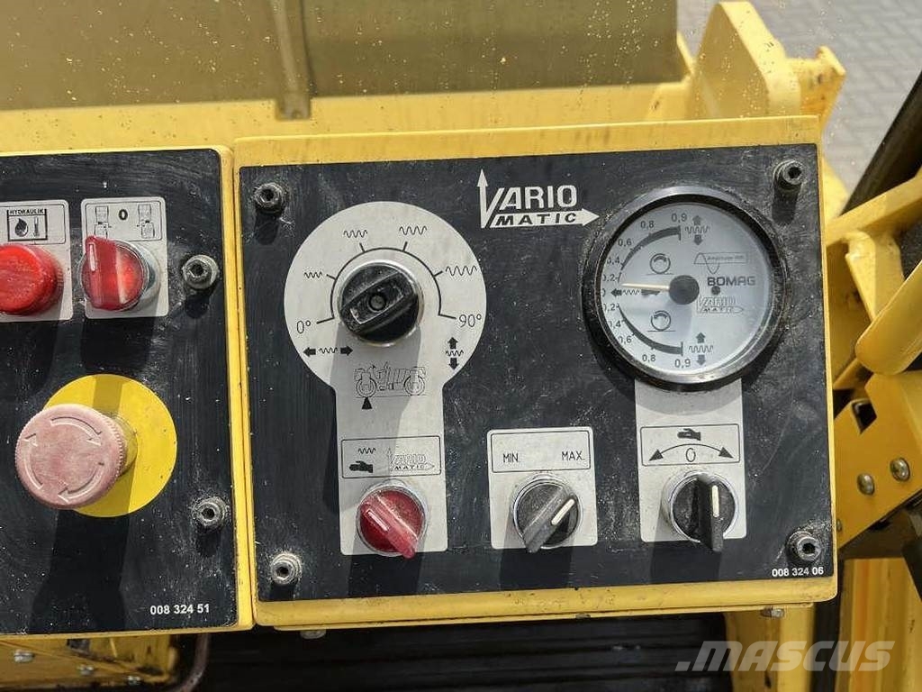 Bomag BW 151 AD-2 Двойни барабанни ролки