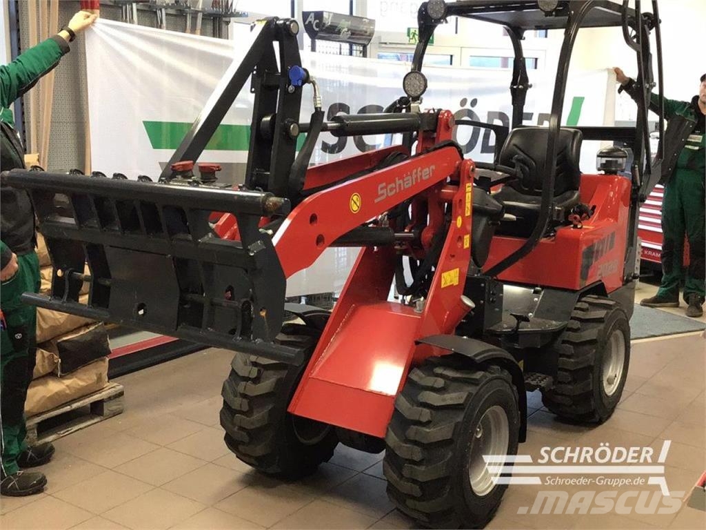Schäffer 2028-2 Front loaders and diggers