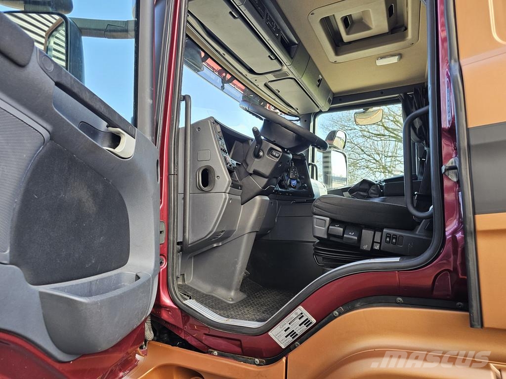 Scania 2 X SLIDE OUT / CAMPER / WOHNMOBIL Други полуремаркета
