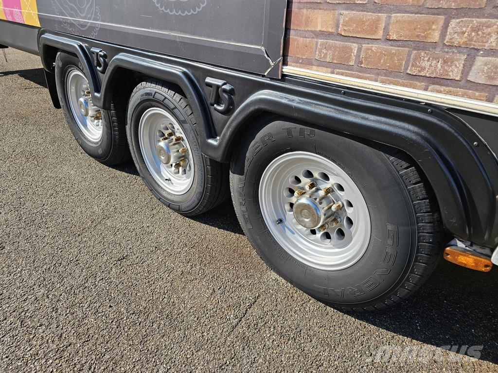 Scania 2 X SLIDE OUT / CAMPER / WOHNMOBIL Други полуремаркета
