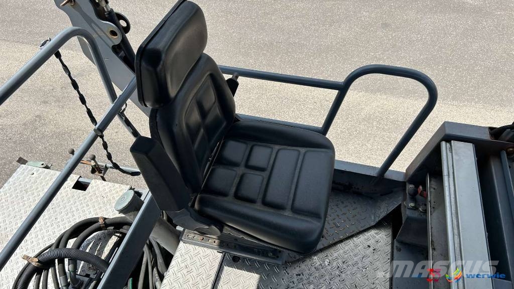Vögele SUPER 1600-2 معدات السفلتة