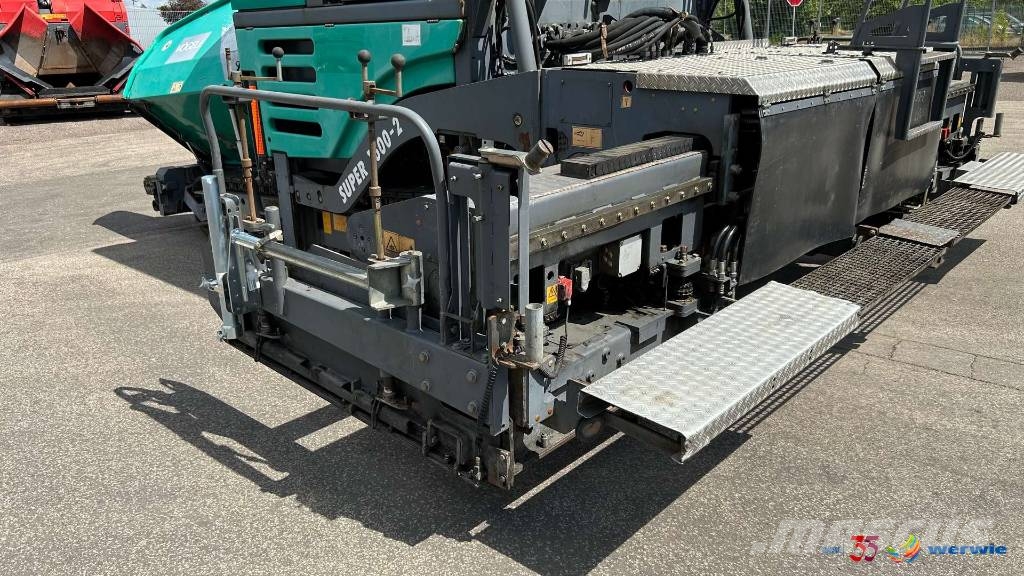 Vögele SUPER 1600-2 معدات السفلتة