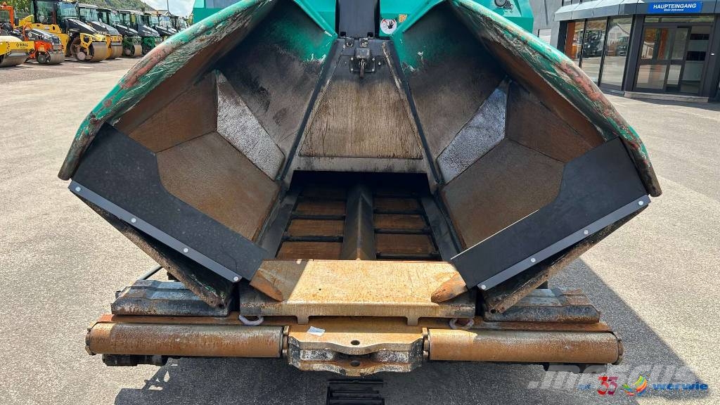 Vögele SUPER 1600-2 معدات السفلتة
