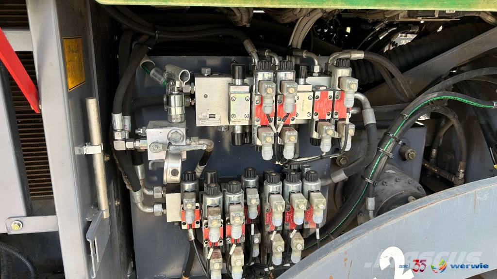 Vögele SUPER 1600-2 معدات السفلتة