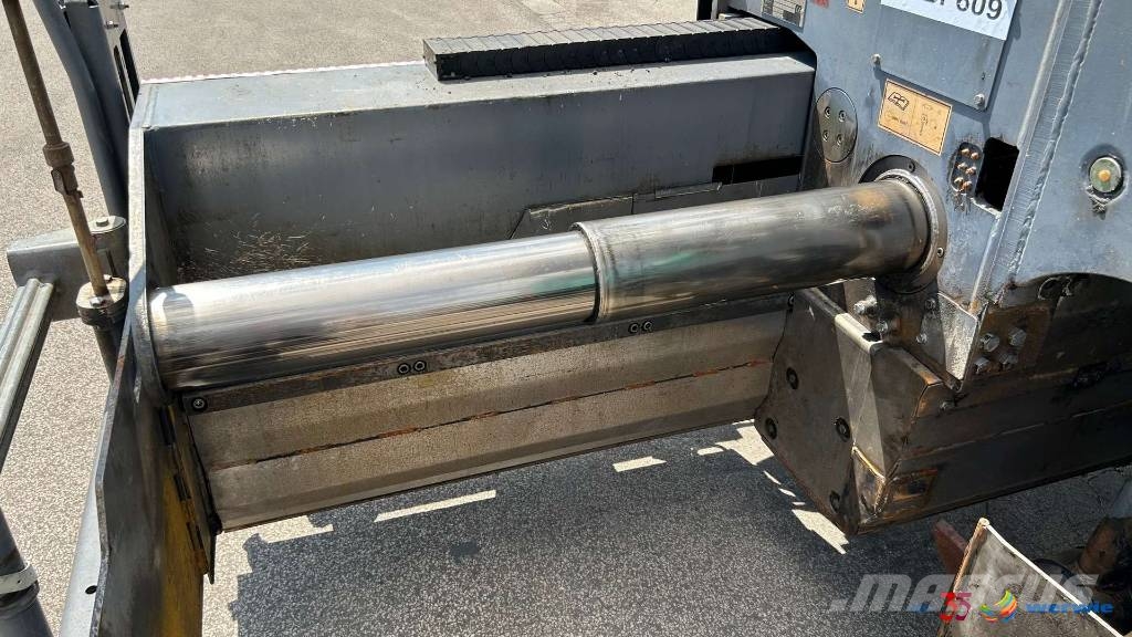 Vögele SUPER 1600-2 معدات السفلتة