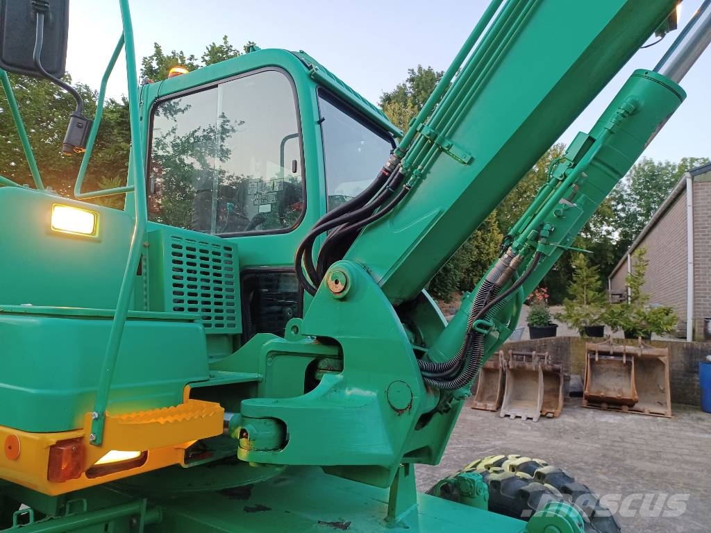 Takeuchi TB 175 W not TB 295 W Hjulgravere