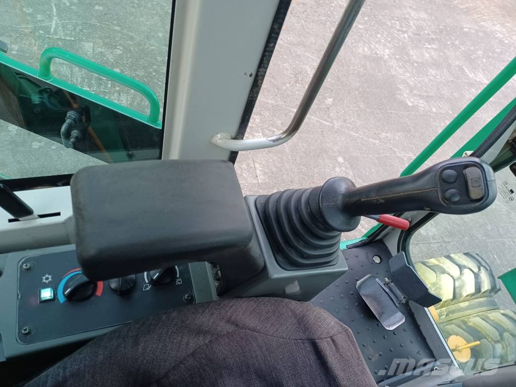 Takeuchi TB 175 W not TB 295 W Hjulgravere