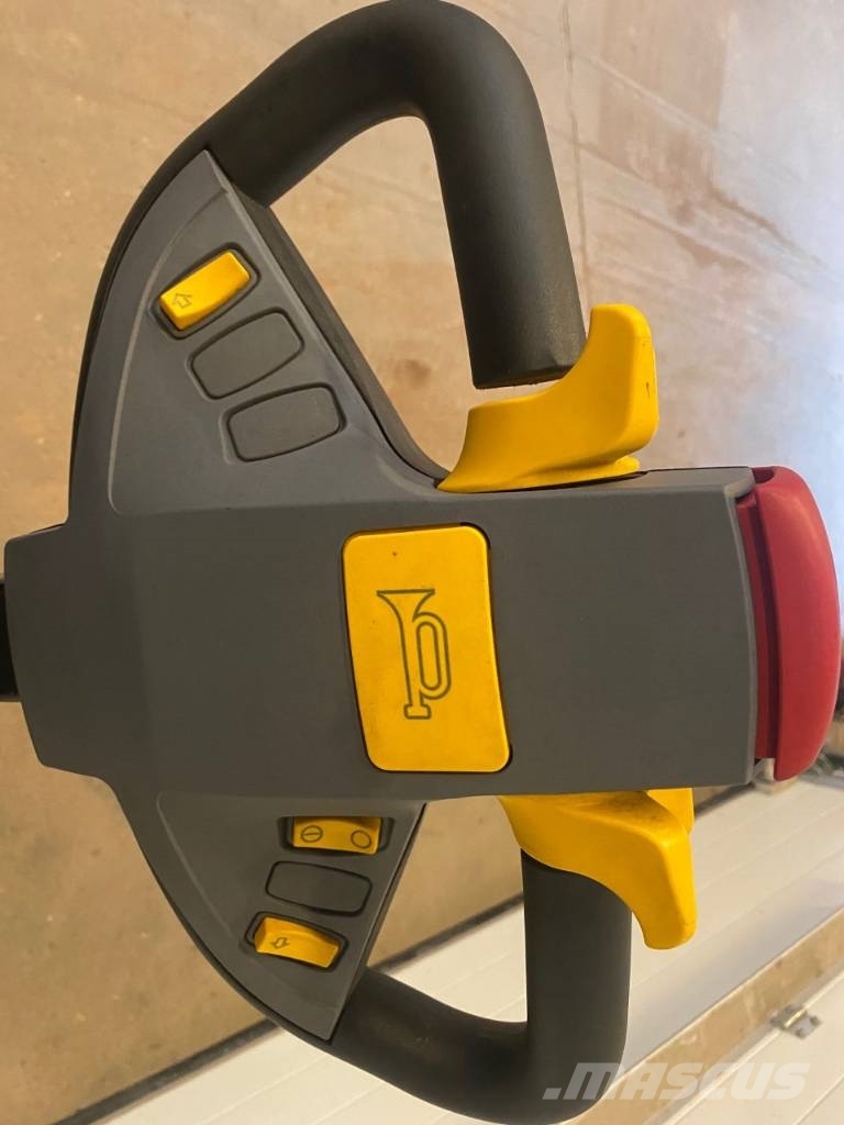 Bradshaw PC30 Tegljači