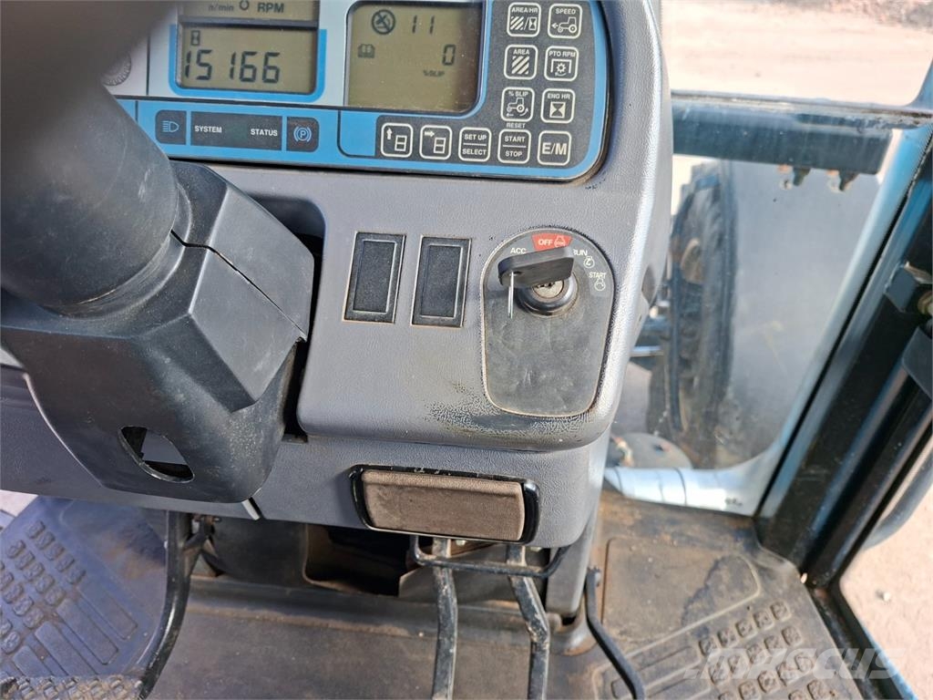New Holland 8870 4X4 Entreprenør - Andet
