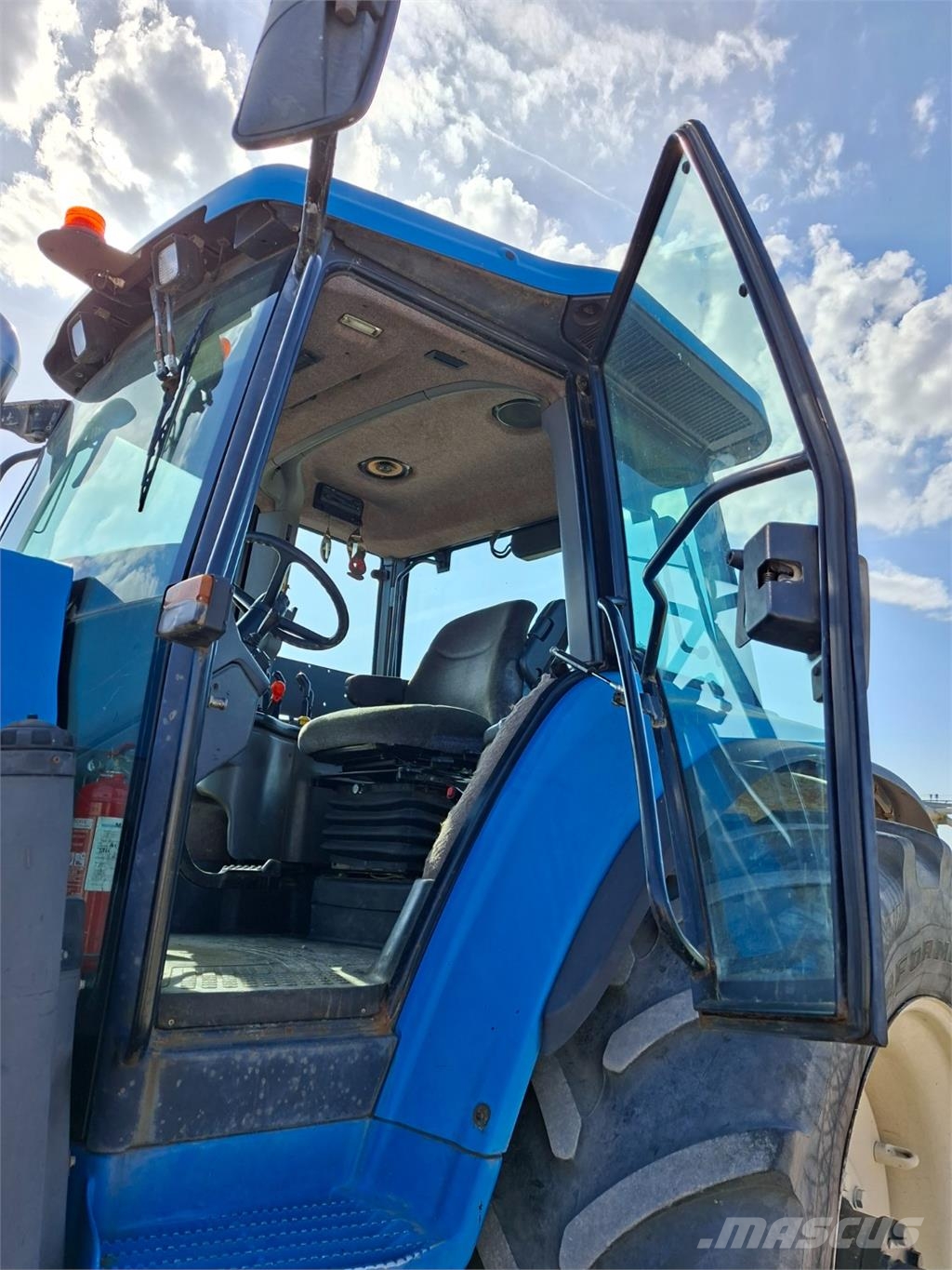 New Holland 8870 4X4 Entreprenør - Andet