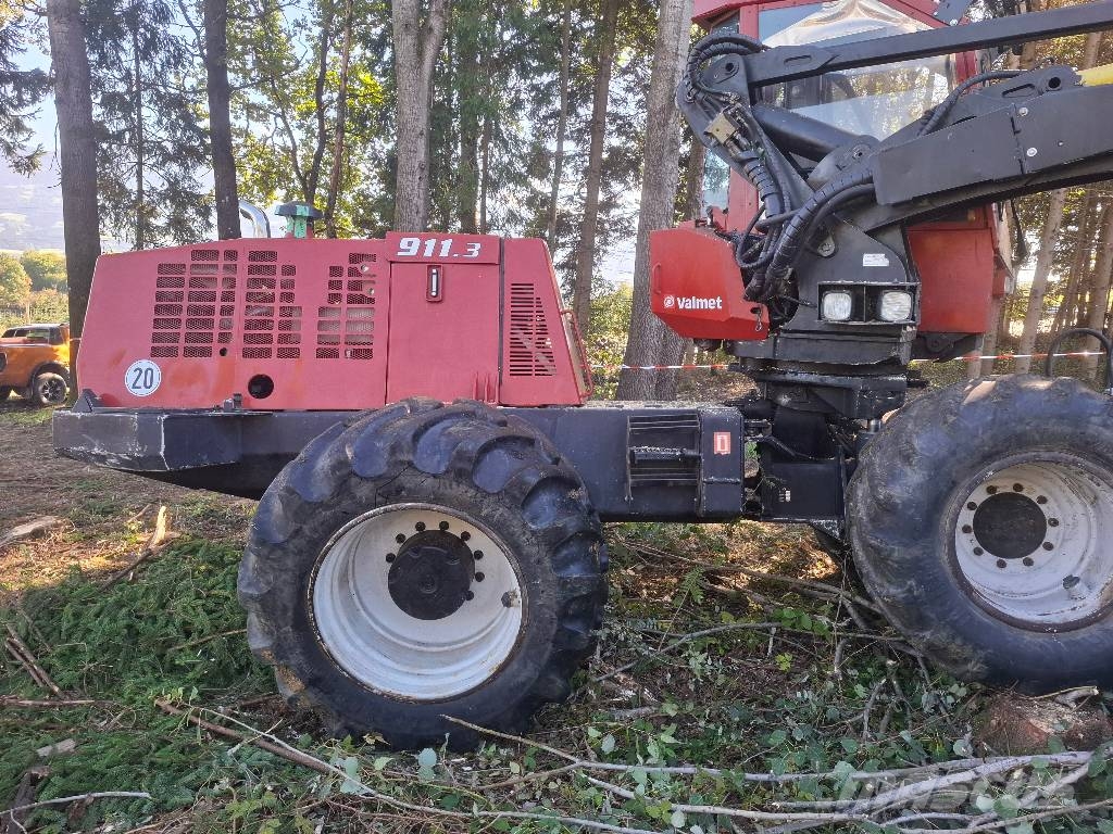 Valmet 911.3 Betakarítók