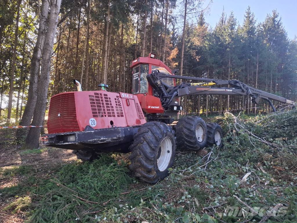 Valmet 911.3 Betakarítók