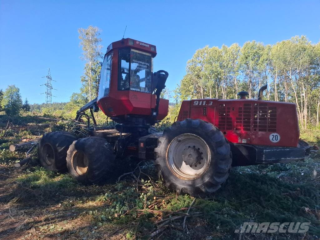 Valmet 911.3 Betakarítók