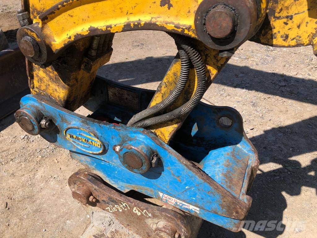Komatsu PC 80 MR-5 حفارات وسط 7 طن - 12 طن