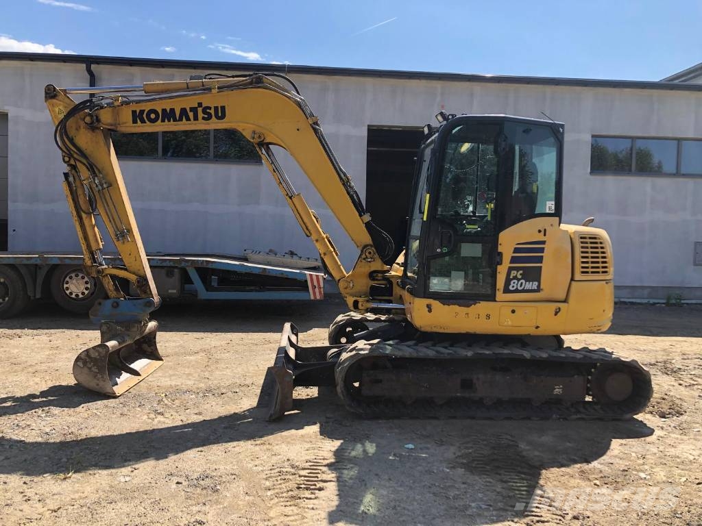 Komatsu PC 80 MR-5 حفارات وسط 7 طن - 12 طن
