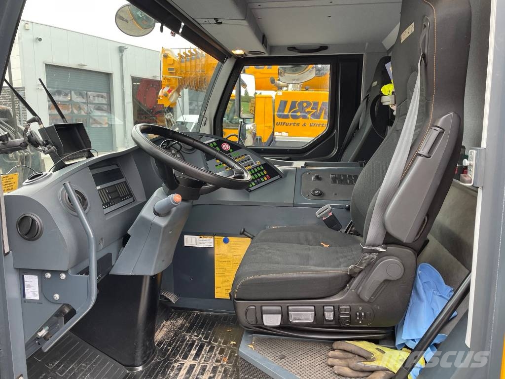 Liebherr LTM 1090-4.2 全路面起重機/吊車