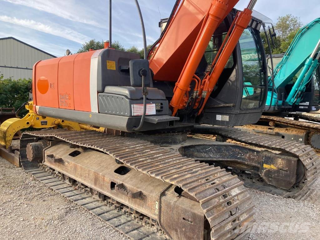 Hitachi ZX 210 LC-3 Excavatoare pe șenile
