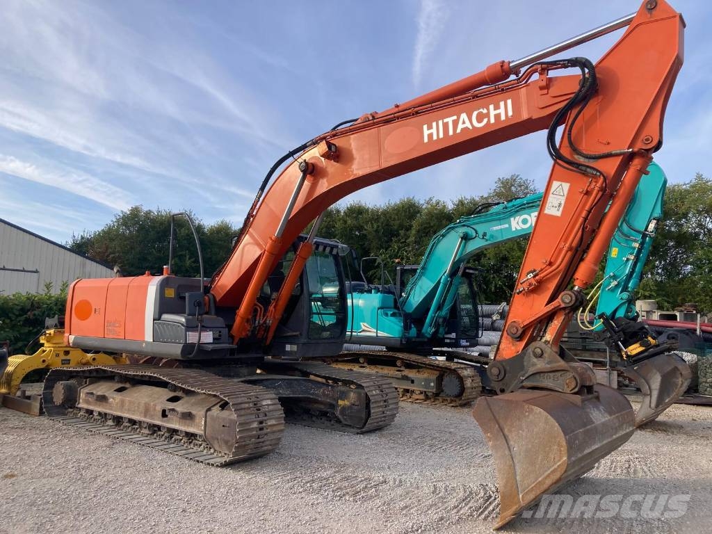 Hitachi ZX 210 LC-3 Excavatoare pe șenile