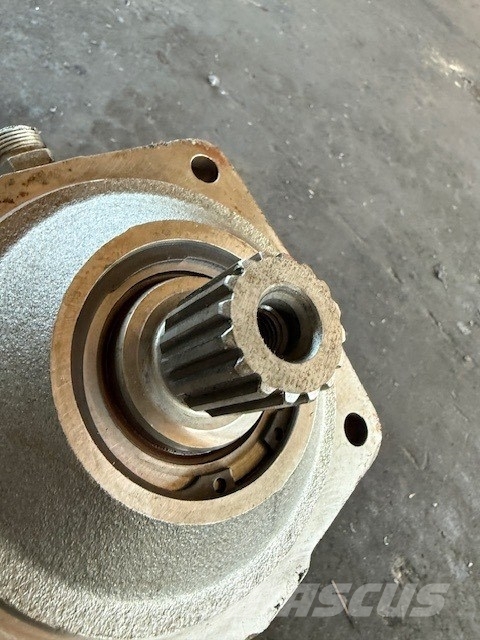 Liebherr L 544 2Plus2 HYDRAULIC MOTOR هيدروليات