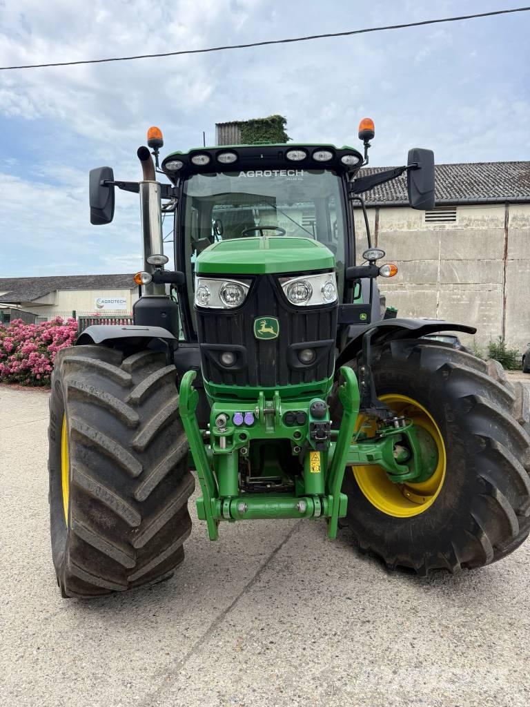 John Deere 6R 165 Traktory