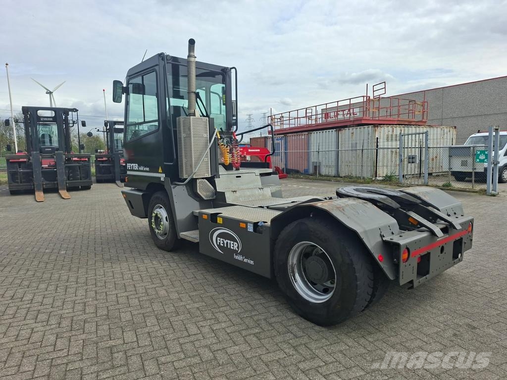 Terberg YT 222 4x2 aangedreven terminal trekker 터미널 트랙터
