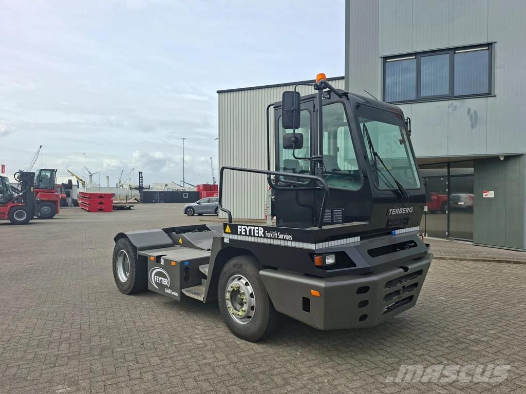 Terberg YT 222 4x2 aangedreven terminal trekker 터미널 트랙터