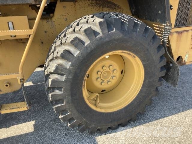 CAT CAT 910H Telakuormaajat