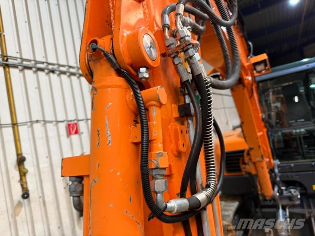 Doosan DX 62 R-3 6.2T - *FULL HYDR - *CENTRAL GREASING* - Minigraafmachines < 7t